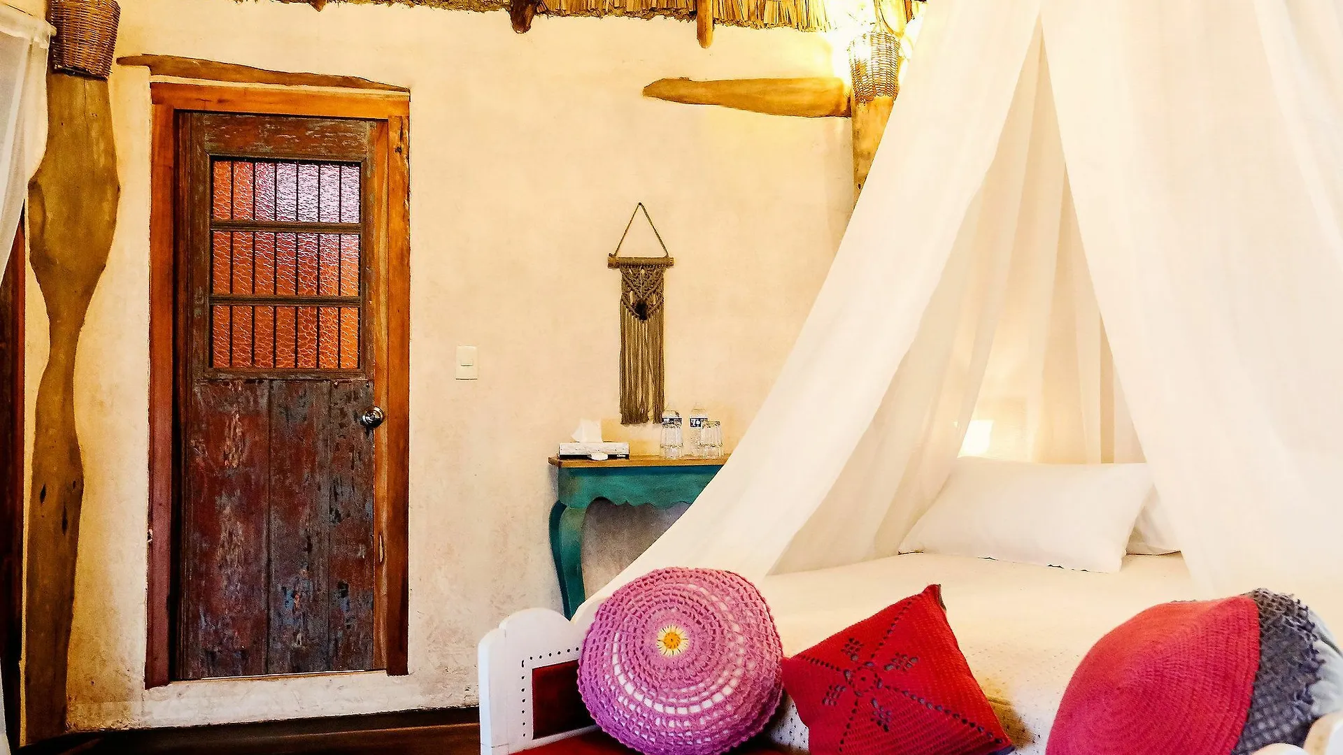 Xscapetulum Hotel 4*,